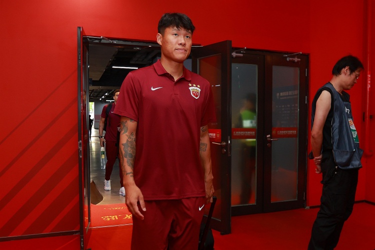 开云体育下载-李昂：我在海港的五年里是成功的，我们一起拿到了四个冠军