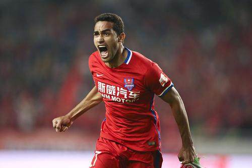 开云-卡尔德克抵深待官宣 阿奇姆彭瓦卡索加盟前景乐观